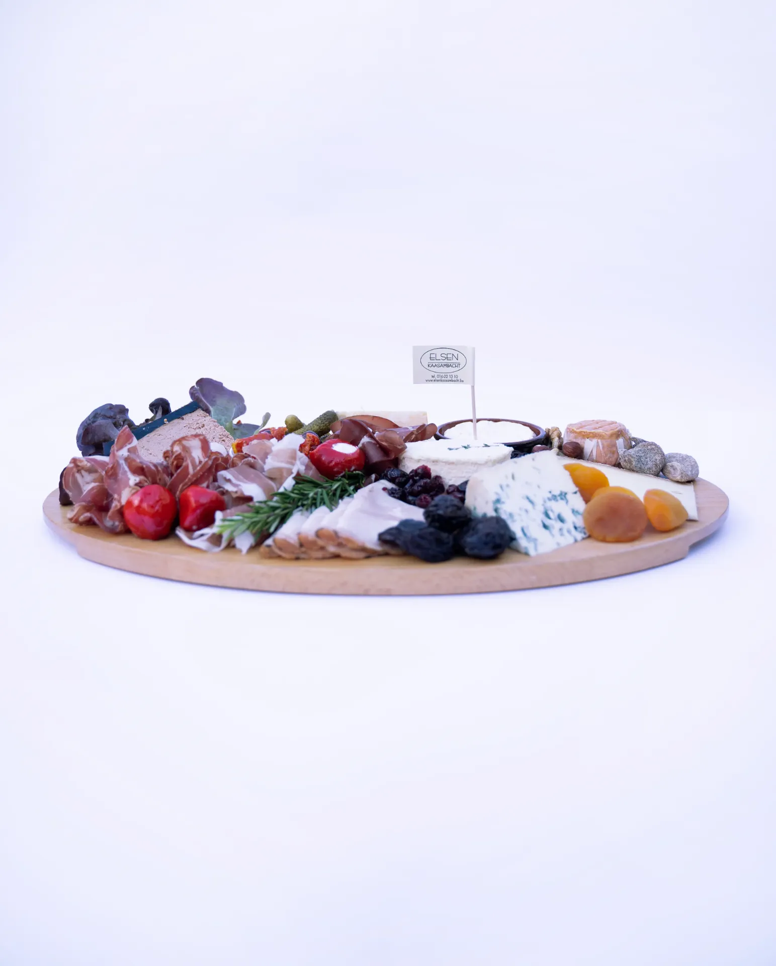 Kaas en Charcuterie als Maaltijd op Plank